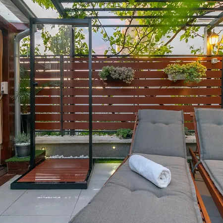 Tomas Apartament