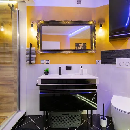 Apartament Tomas *